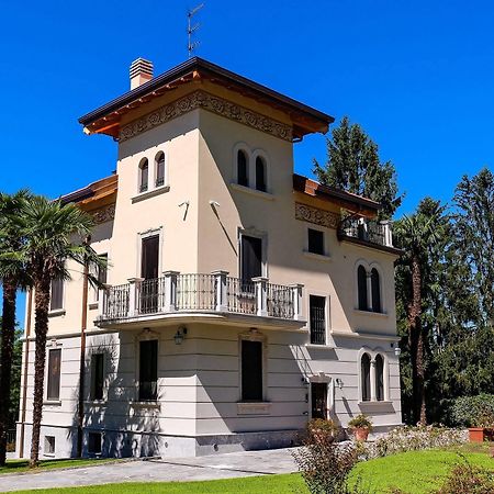 Villa Chiara B&B Biandronno 外观 照片