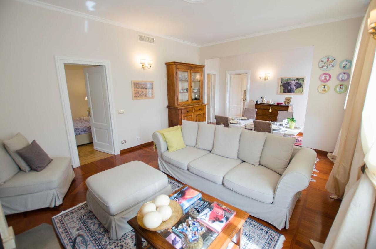 Villa Chiara B&B Biandronno 外观 照片